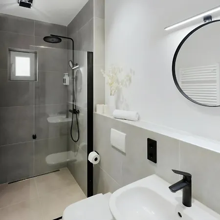 Milpau Herne1 - Zentrales, Modernes Design-apartment - Smart Tv, Nespresso Fuer 4 Personen Herne